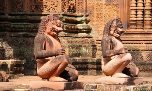 Angkor Wat Beautiful Statues